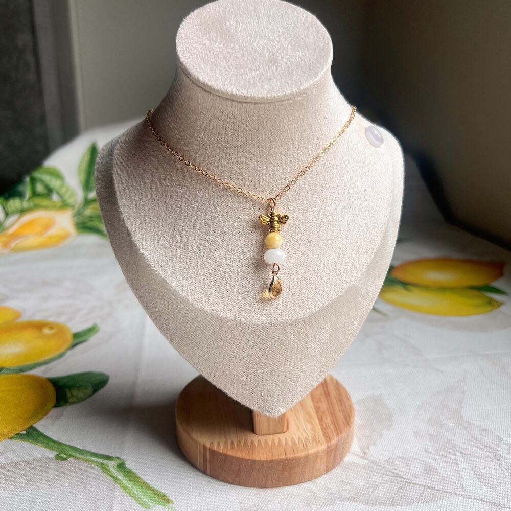 Bee Necklace, White Honey Amber Yellow Jade, CitrineTeardrop Fun Necklace
